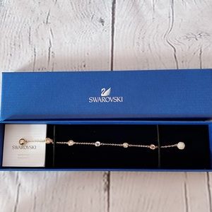 Swarovski Remix Strand Gold Magnetic Bracelet